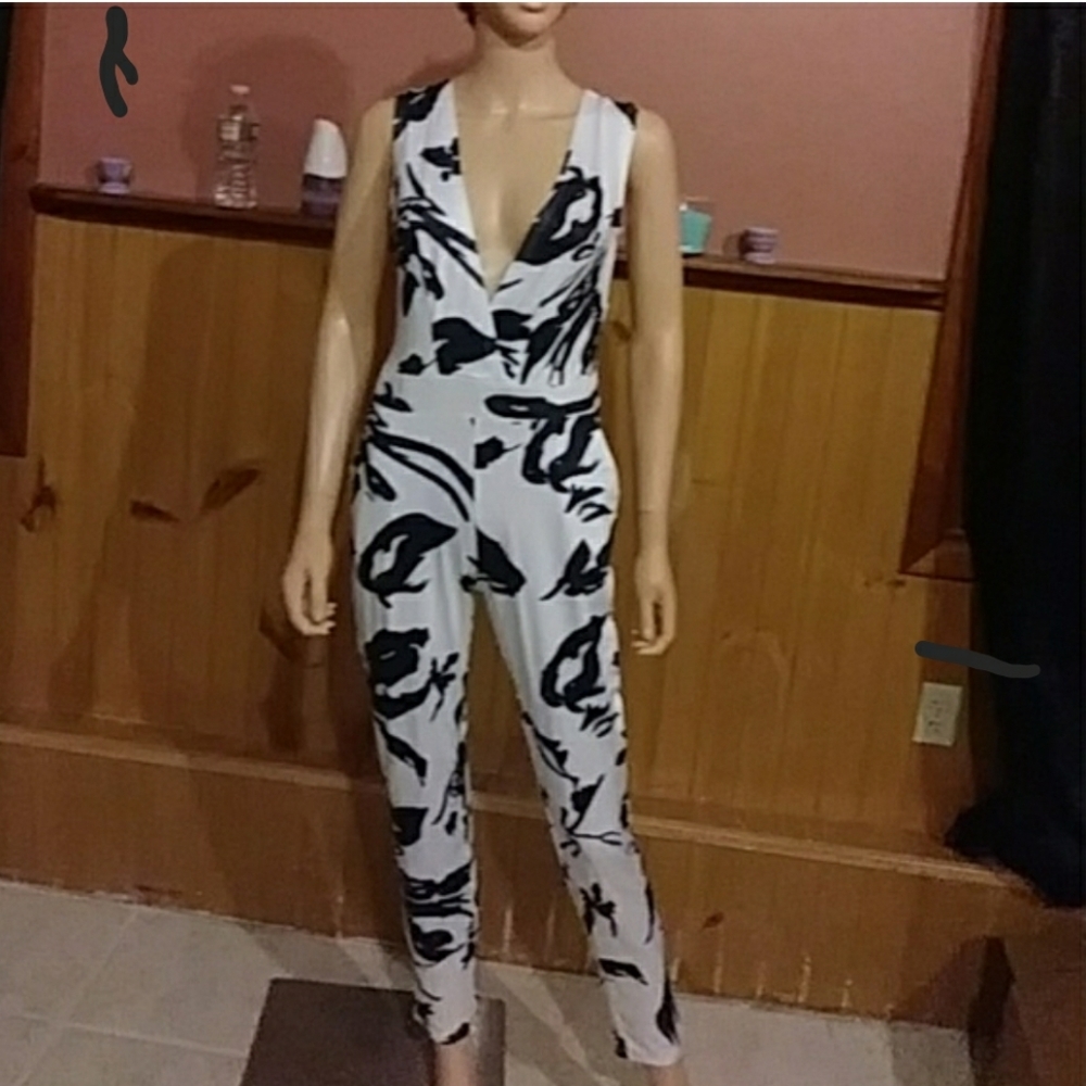 Women's sleeveless bodycon jumpsuit - Picture 4 of 7